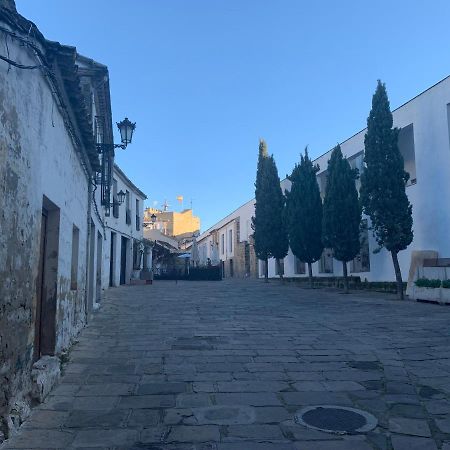Hostal Poeta Machado バエサ エクステリア 写真